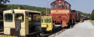 TRAIN DISPLAY
